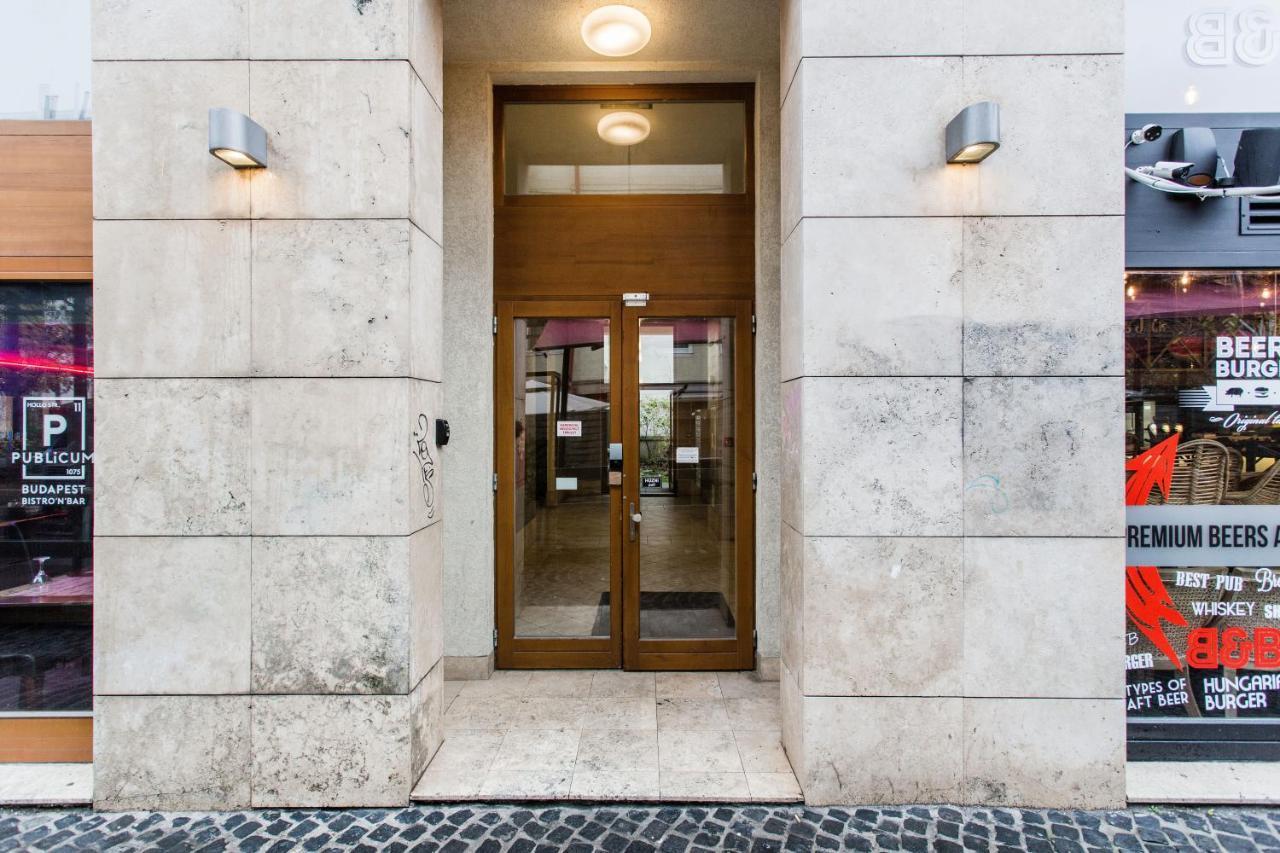 K52 Luxury 4bdrm 4bthrm Apartment *